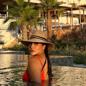 Fati Jamali Instagram - #summertime #summervibes 🧡🧚🏻‍♀️