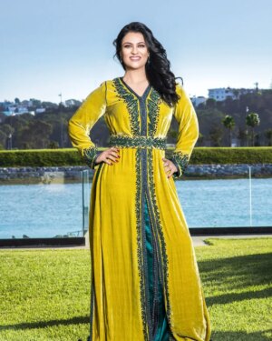 Fatima Zahra Bennacer Instagram - 🇲🇦✨
#القفطان_المغربي

📸 @joudi.studios