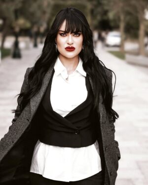 Fatima Zahra Bennacer Instagram - 👁️

💄Makeup : @amina_up 
📸 Photographe : @frikh_abdeljalil