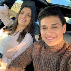 Fatima Zahra Qanboua Instagram - الغالي و ياقوت ....شنو مصير هاد الجوج ؟ 
@nokrykhalid_officiel 
@rabii.skalli 
@yakout.w.anbar.officiel 
@fatimazahraqanbouaofficiel