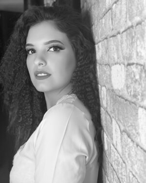 Fatima Zahra Qanboua Instagram - ..... احبكم.... لنتبادل كلمات الحب عوض البغض ...لن نخسر شيئا من كرامتنا ...لنجرب ...نبوح ...الحب عطاء و نتائج مُرضية ..لا تخف من كلمة "احبك" و لا تتردد  قل : انا ايضا ....