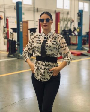 Fatima Zahra Qanboua Instagram - لا تهتم لما يقال عنك، فًأنت تعرف من أنت.. ولا تقلل من قيمتك، فً سر الفشل هو محاولة ارضاء الجميع #دير_لي_يريحك 
@opel.maroc 
@nafykenza