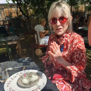 Fearne Cotton Instagram - Happy mothers day to this style icon. 
Love you Lin 
💗