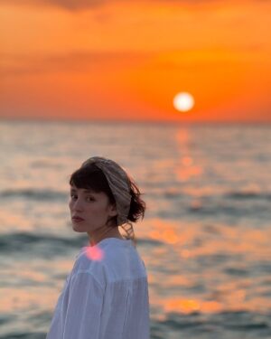 Fereshteh Hosseini Instagram - .
PEACEFUL ☁️

📸: @paakzaad 🧚🏽‍♀️