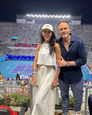 Fernanda Castillo Instagram - Mini vacación pero todo vale la pena por estar con ustedes! @erikhayser #Liam @alerazo @alan.beenitez 🎾♥️