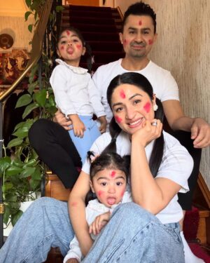 Garima Panta Instagram - Happy holi 🌈❤️