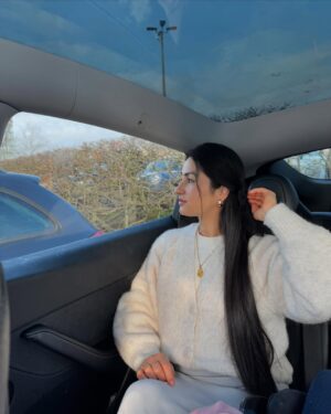 Garima Panta Instagram - तिमि मुस्कुराउनु ,संसार तिमिसङै मुस्कुराउँछ ...