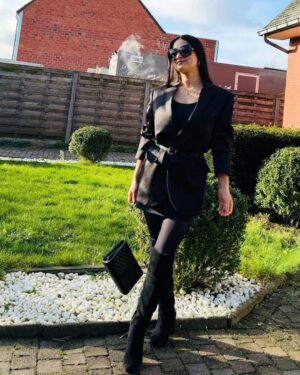 Garima Panta Instagram - 🖤✨