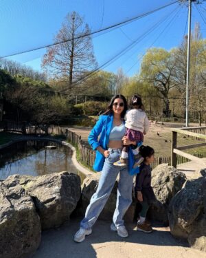 Garima Panta Instagram - Sunshine, smiles, and wild adventures! 🐯A perfect family day at the zoo—felt just like summer! 🌿🐒 #familytime #summervibes 🌞☀️