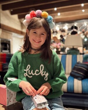 Genevieve Padalecki Instagram - My girl turned 8 yesterday. While you’re the St Paddy’s bday, I feel like the lucky one. Thank you for choosing me to be your mama in this wild, wonderful world. You are a force—bright, bold, and unstoppable. I can’t wait to watch you continue to take on the world. Love you endlessly my O.