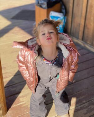 Genevieve Padalecki Instagram - My girl turned 8 yesterday. While you’re the St Paddy’s bday, I feel like the lucky one. Thank you for choosing me to be your mama in this wild, wonderful world. You are a force—bright, bold, and unstoppable. I can’t wait to watch you continue to take on the world. Love you endlessly my O.