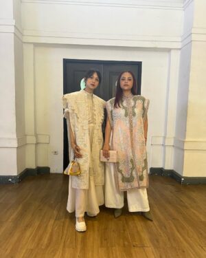 Gista Putri Instagram - @saptodjojokartiko Spring/Summer 2023 show #SAPTOJOSS23