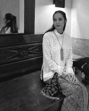 Gista Putri Instagram - Berkebaya Vintage Peranakan yang umurnya puluhan tahun untuk perayaan Cap Go Meh @wbi.foundation Terima kasih mas @chandrapitok untuk kebaya cantiknya😊