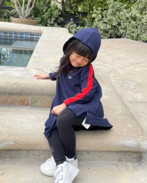 Gista Putri Instagram - Sudah bisa gaya kalo foto🐣