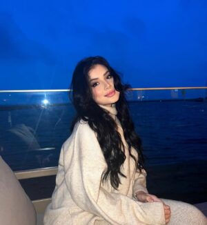 Hanane El Khader Instagram - Cloudy night ☁️☁️ #hananeelkhader  #حنان_الخضر
