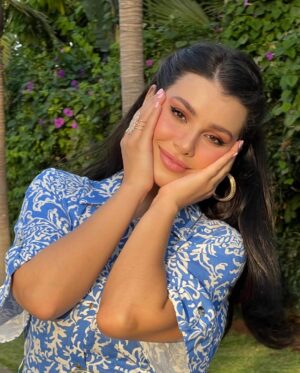 Hanane El Khader Instagram - Souls of sunshine 🌞 #hananeelkhader
