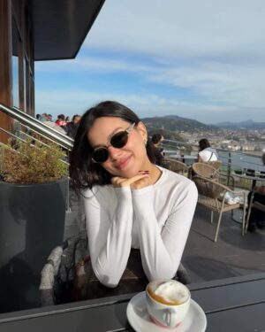 Hanane El Khader Instagram - In every sunrise, there is hope, and in every hope, a future waiting to unfold. Today, I choose to embrace the promise of tomorrow and believe that the best is yet to come. #hananeelkhader #حنان_الخضر