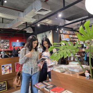 Happy Salma Instagram - Sore yang harus diulang❤️ 
@therealdisastr