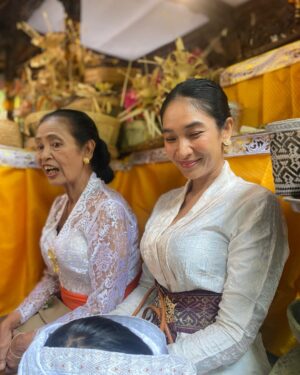 Happy Salma Instagram - Simbol

#adatdantradisi
#kekayaannusantara