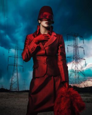 Haya Abdulsalam Instagram - Haya Abdulsalam keeps proving that art comes before fame. Staying true to her beliefs and what she stands for, she continues to challenge the system and what it means to be an actor in an industry that’s shifting toward fame before art.

Art Direction @athnainmag
Photography @f_albisher 
Makeup @alrumaihbeauty 
Hair @nawalq8ya17