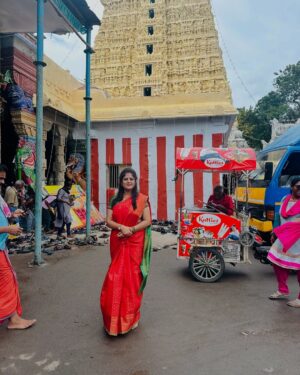 Hemalatha M Instagram - சுசீந்திரம் ❤️ தாணுமலையான் கோவில் #hemarakesh #travelwithhemarakesh #inspirewithhemarakesh #infowithhemarakesh