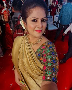 Hemalatha M Instagram - Happy Event Host ❤️ 

#hemarakesh #deputyCMevent #chennaimc #chennaianchor #chennaiemcee #tamilemcee #protocoleventhost #tamilprotocoleventhost #govteventhost #inspirewithhemarakesh