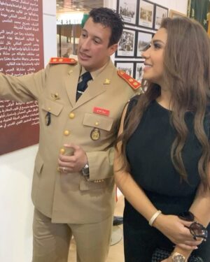 Hoda Saad Instagram - شكرا للجنة المنظمة لمعرض الفرس على هذه الدعوة القيمة و الشكر الموصول لزوار المعرض على حفاوة الترحاب . هنيئا لكم على نجاح الدورة الثانية عشر و على التنظيم المشرف .
مصفف الشعر @fox_m_g
مكياج @moutla_lana_makeupartist