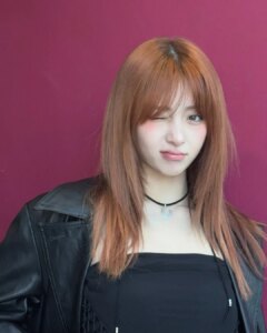 Actress Huh Yun-jin HD Photos and Wallpapers March 2025