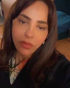 Ia Parulava Instagram - გინება თუ არ გინება ესაკითხავი აი ეს არის 🤪🤪🤪
#swearingisgoodforyou 
#swearinghelps 
#swearingisthebestmedicine 
#swearingistherapy