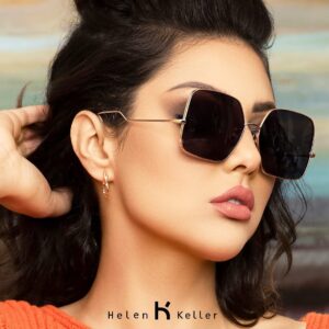 Ibtissam Tiskat Instagram - Be shiny with Helen Keller sunglasses 😎 

@helenkellermorocco 
@othmanbenhaddouch 
@souhasalehmua 
@sef_nour 
@soufiianeben