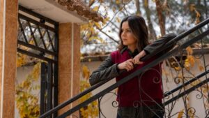 Imen Noel Instagram - #مسلسل_الارض
@alardhofficial 
@gostoeventsprod 
@samiratvplus 
@nadjiboulebsir 
@rabah_slimani 
 
بعد بث اول حلقة من مسلسل الأرض، حابة نعرف رايكم ، و ش تتوقعو من قصة العايلة و في ميزكم وش راح يقول لنا بابا في حلقة الغد؟؟؟؟
Credit photo @lynda.selmani