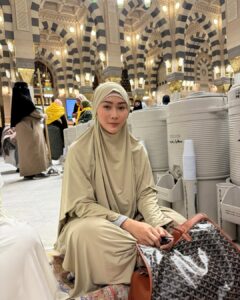 Actress Inul Daratista HD Photos and Wallpapers February 2025