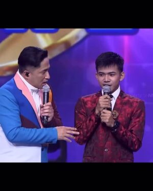 Inul Daratista Instagram - saya akan terus berusaha menjadi org baik dan tdk pernah pelit bersedekah😇😘
semoga allah  beri aku sehat,kuat, pjg umur dimurahkan rezekinya bermanfaat buat byk org aamin .
 terima kasih @inul.update  selalu  mengikuti langkahku🫰🫰😘😍
@dmdmnctv  @officialmnctv