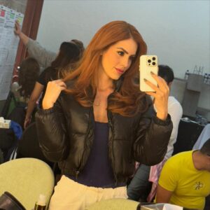 Jackie Sauza Instagram - El cabello antes y un después. en @meatrevoaamarte 🫶🏻😘