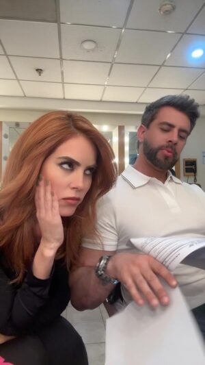 Jackie Sauza Instagram - Parte de la razón de los conflictos familiares de #lucrecia !!!! Y eso que somos hermanos 😤🤣 @delacampa @meatrevoaamarte