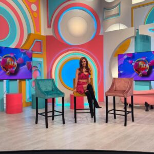Jackie Sauza Instagram - Platicando un poco de #Lucrecia en @programahoy ✨  Agradecida por el espacio tan lindo y tan amena plática! @galileamontijo @arathdelatorre 🙌🏻