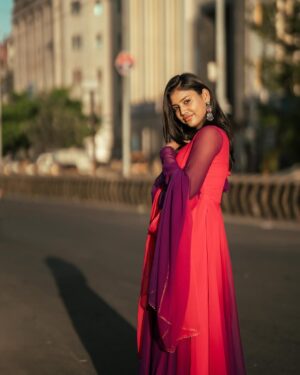 Jasmine Parveen Instagram - 💜🦋
.
.
📸: @jascaptures_ 
👗: @akshara___boutique
