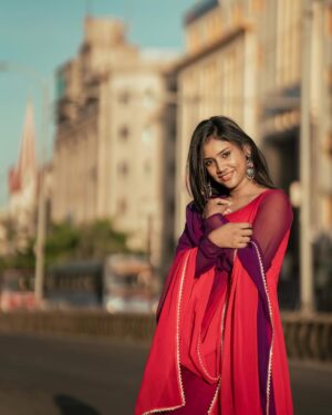Jasmine Parveen Instagram - 💜🦋
.
.
📸: @jascaptures_ 
👗: @akshara___boutique