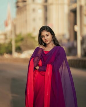 Jasmine Parveen Instagram - 💜🦋
.
.
📸: @jascaptures_ 
👗: @akshara___boutique