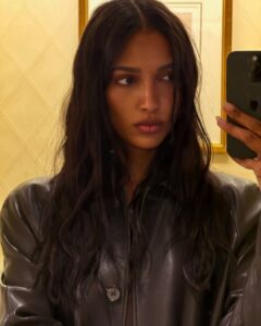 Actress Jasmine Tookes HD Photos and Wallpapers March 2025