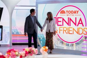 Jenna Bush Hager Instagram - Feeling super grateful for a husband who showed up for me (even though this isn't his cup of tea!), laughed with me and SUPPORTS me whole heartedly! I love him--even after that lie detector test! ❤️❤️ and love my @jennaandfriends family!