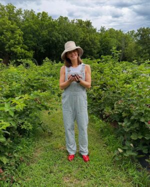 Jennifer Garner Instagram - Welcome to growing season. 🌱🌺🌻