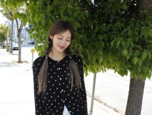 Jeong Jin-sol Instagram - ☀️☀️☀️