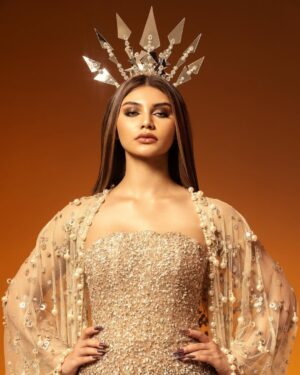 Jihane Almira Chedid Instagram - Women are magnificent examples of the elegance and strength of character. Every woman holds a tale intertwined with tenacity, bravery, and unflinching grace.

Photographer @frenhendrik90 
Concept @editbeautyqueens 
Stylist @aan_afrino @dimastfk @ninanra 
Attire @ivan_gunawan @ivangunawan.indonesia 
MUA @tama_prahtama 
Hairstylist @hairdoby_ell 
Headpiece @metamorph_by_zack 
Nails @dcbeautycentre_official 
Studio @peventstudio @alterspacejkt
