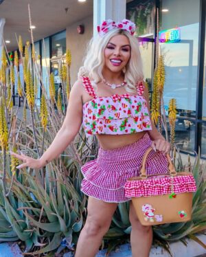 Josetty Hurtado Instagram - @hottopic March Must Haves 🍓 
- Red Gingham Tiered Ruffle Skort
- Strawberry Shortcake Gingham Basket Crossbody Bag

#sponsoredbyHT #HTFxMarchMustHaves #hottopic #strawberry #strawberryshortcake