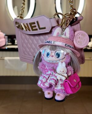 Josetty Hurtado Instagram - My labubu has a labubu and shes Blonde 💗

#labubu #chanel #outfit #popmart #fashion #ootd #losangeles #california #irvine #oc #orangecounty #vegas #lasvegas