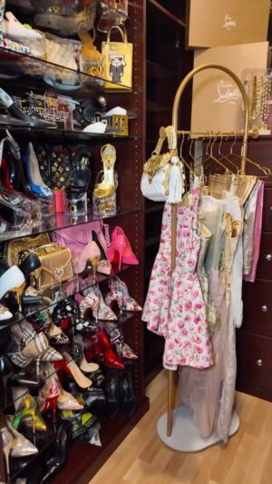 Josetty Hurtado Instagram - The Ultimate Closet Organization with @temu i found so many goodies and now my closet looks amazing !! 

New APP UsersCODE:【dwa3247】in the search bar on Temu or use the link below to get this lightning deal! *T&Cs apply

#temubday #temu #temufinds #closet #closetorganization #fashion