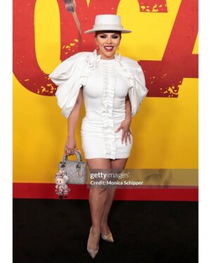 Josetty Hurtado Instagram - @novocainemovie Premiere ❤️💛

Only in theaters, March 14!

#novocaine #paramountpictures #novocainepremiere #movie #moviepremiere #losangeles #california #labubu #popmart #fashion #ootd #outfit #louboutin #dior #christiandior