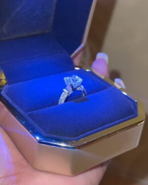 Josetty Hurtado Instagram - We came into each other’s lives just a couple of kids with bright eyes and full hearts.  We knew then and we know now.  Seven years for the rest of our lives. 💍❤️ 
Jesse & Josetty  02-22-2024

#engaged #love #amor
