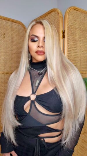Josetty Hurtado Instagram - Much needed makeover by the best @davedscissorhands , full color baby light and base brightner @blondesolutions / @paulmitchell finished it off with two sets of extensions provided by @leihairextensions in ash blonde highlight. e
#HAIRBYDAVEDSCISSORHANDS
@blondesolutions @unite_hair @k18hair @gammaplusna @cosmoprofbeauty @saloncentric
°@thehideoutsalon.dtla

My outfit is from @dollskill 
#beforeandafter #newhair #blondehair #DimensionalBlonde #BeforeAndAfter #BlondeSolutions #RichOffwhite #UNITE
#UNITEHair #k18 #K18Results #sevenseconds #gamma #gammaitalia #longhair #extensions #leihair #leihairworks #prada #labubu